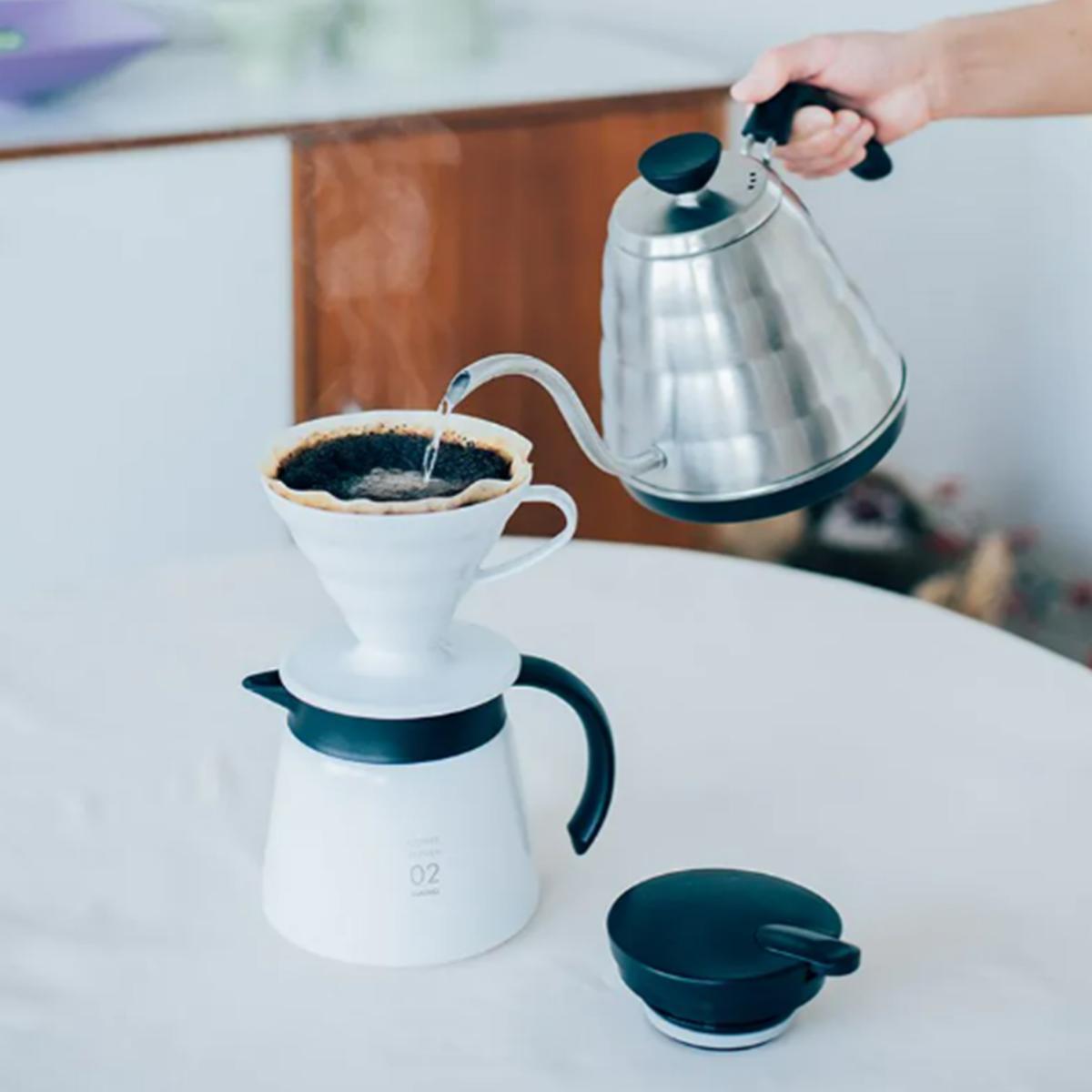 Hario V60 02 Yalıtımlı Paslanmaz Servis Sürahisi Beyaz (600)